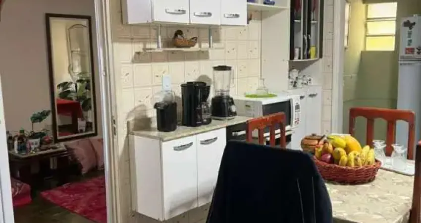 Casa à venda na Rua Michel Besson, Jardim Silveira, São Paulo