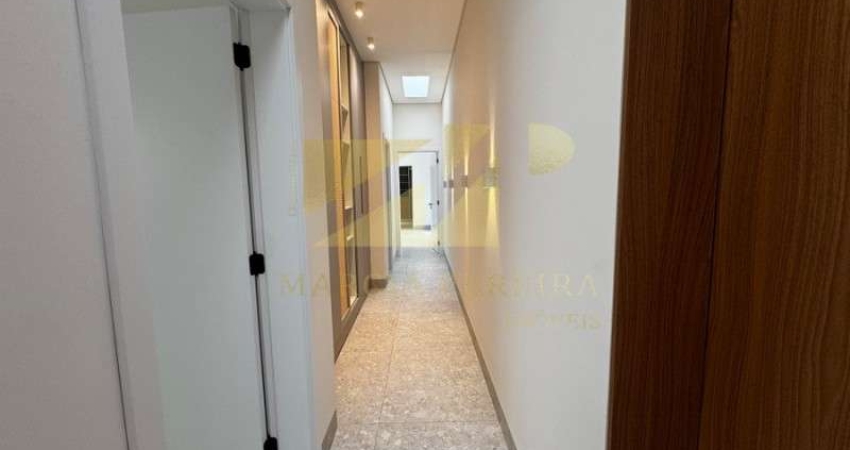 CASA À NO CONDOMÍNIO DONA LUCILLA