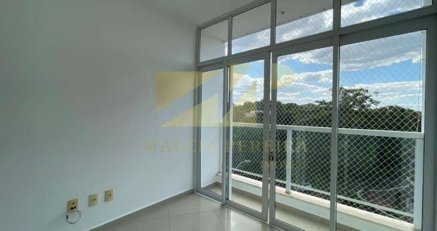 APARTAMENTO À VENDA NO CONDOMÍNIO VARANDAS DO PARQUE