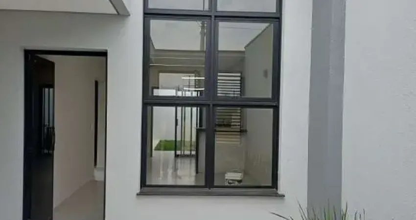 Casa à venda em indaiatuba-sp, jardim bom sucesso. 3 quartos, 1 suíte, 2 salas, 1 banheiro, 2 vagas.