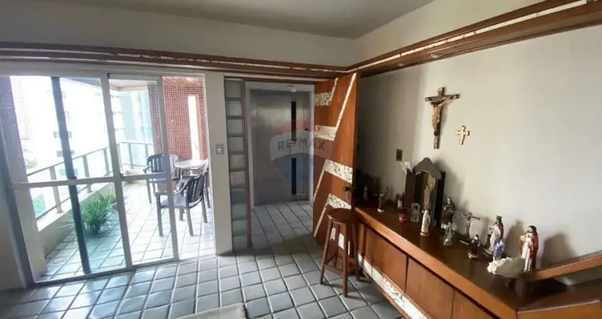 Vendo apartamento com ,168 mt2,3quartos,1 suíte ,2 vagas na av. Flôr de santana-Parnamirim -