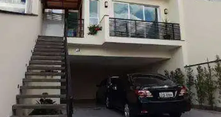 Sobrado com 3 dormitórios à venda, 220 m² por R$ 980.000,00 - Villa Verde - Franco da Rocha/SP