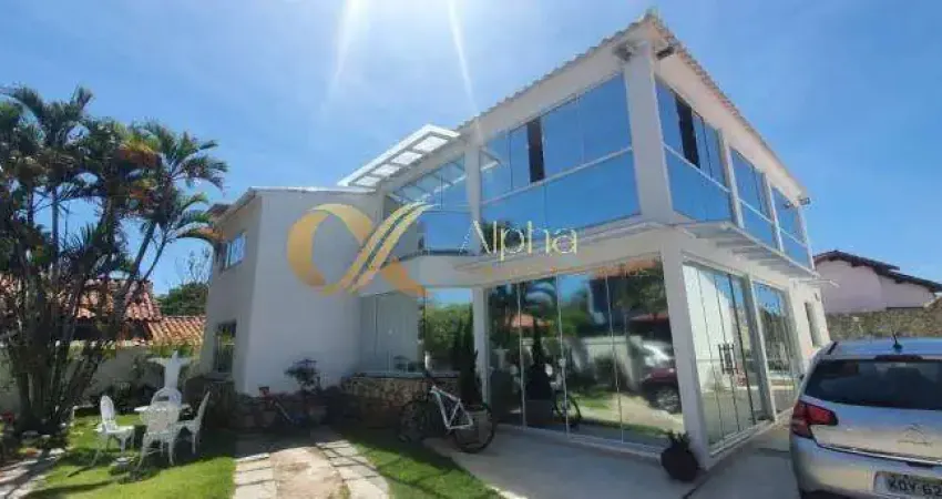 Casa Duplex dentro de condomínio em São Pedro da Aldeia - RJ.