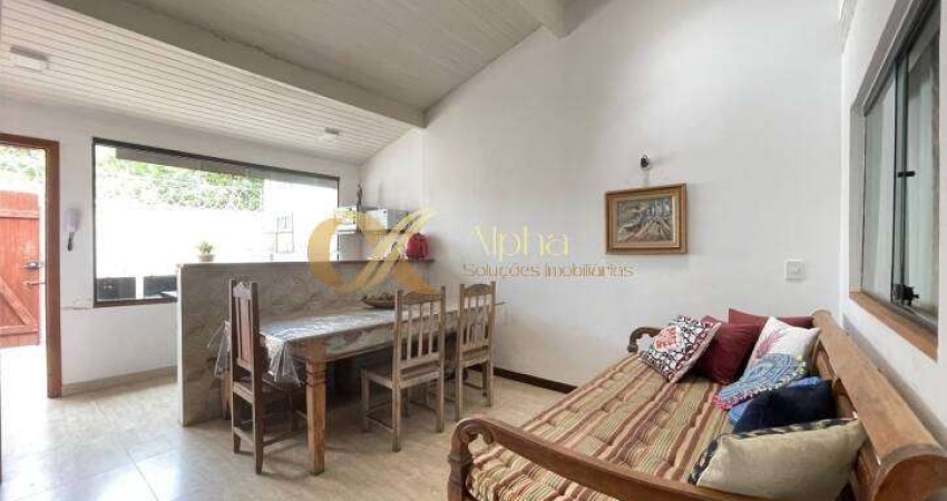Casa duplex com 3 suítes em Geribá, Armação dos Búzios - RJ.