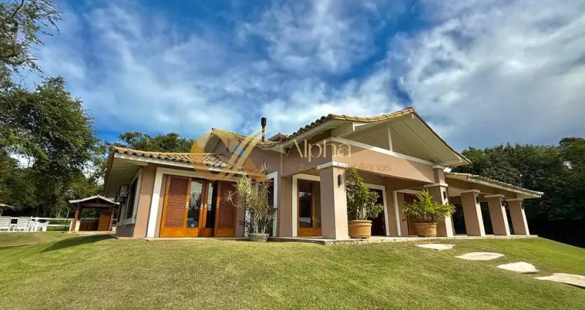 Casa à venda com 3 quartos, sendo 3 suítes, Armação dos Búzios/RJ