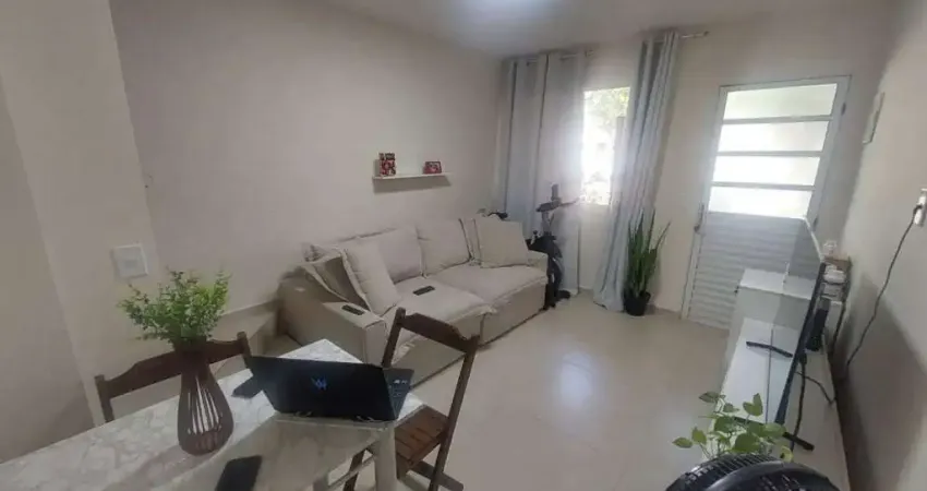 Casa de 2 quartos, espaço gourmet. condomínio vida boa, campo grande