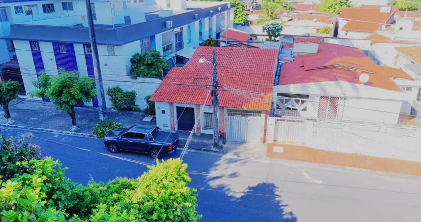 Casa solta com ponto comercial, 3 quartos no bairro são joão do tauape