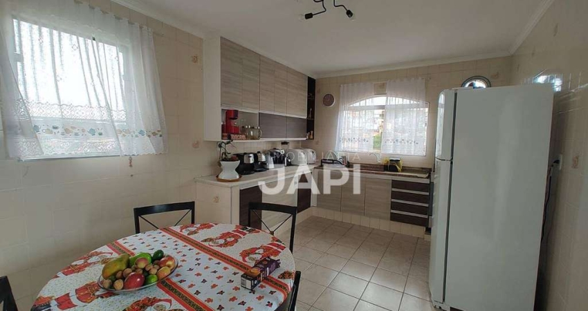 Casa com 3 dormitórios à venda, 222 m² por R$ 630.000,00 - Jardim Pacaembu - Jundiaí/SP