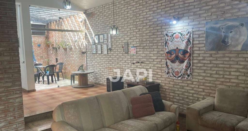 Casa com 4 dormitórios à venda, 241 m² por R$ 900.000,00 - Vila Vianelo - Jundiaí/SP