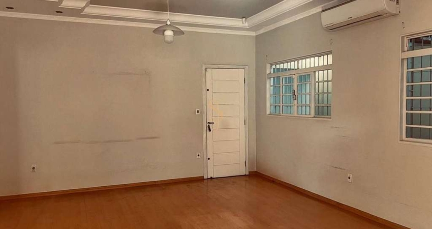 Casa com 3 quartos à venda na Vila Rezende, Franca 