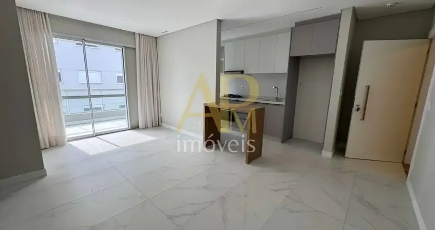 Apartamento à venda c/ 2 dormitórios, sendo 1 suítes no Estreito- Mobiliado