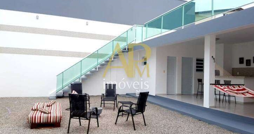 Casa à Venda na Praia do Sonho: 3 dorm (1 suíte com hidro) à 125m da Praia