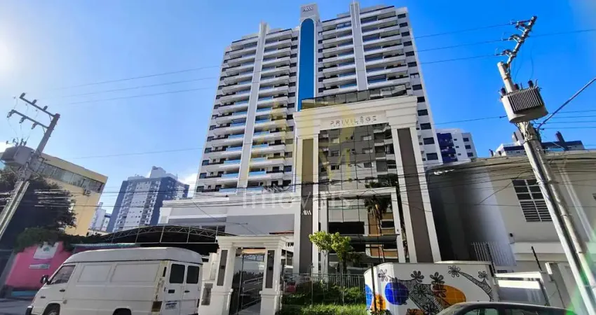 Apartamento à Venda com 03  suítes, lavabo no bairro em Campinas  São José.