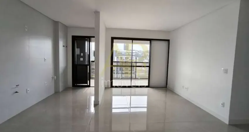 Apartamento à venda com 02 dormitórios, sendo 01 suíte no bairro kobrasol.