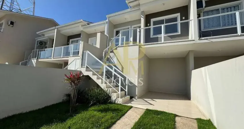 Casa/Sobrado à venda: 2 dormitórios, amplo quintal e churrasqueira/ Palhoça