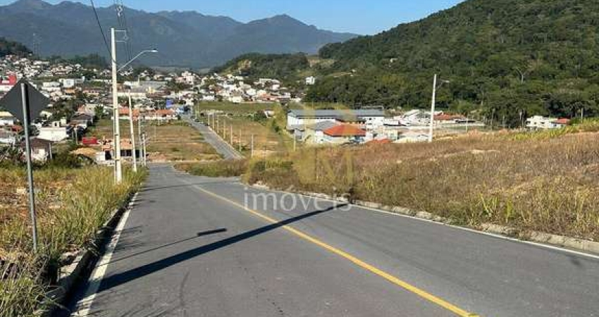 Terreno de 360m² à venda no Lot Altos do Tabuleiro no Alto Aririu/ Palhoça