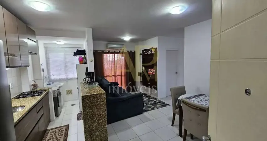 Apartamento à venda: 2 dorm (1 suíte) em andar Alto/ Barreiros.