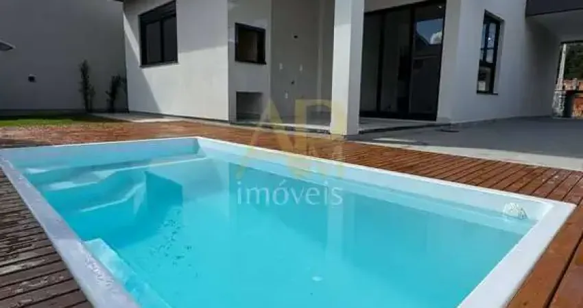 Casa térrea sozinha no terreno: 3 dorm (1 suíte) e piscina no Bosque de SJ
