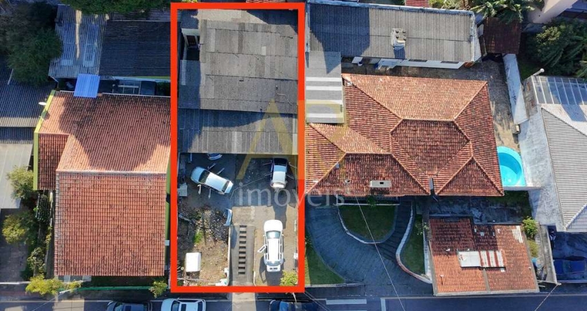 Terreno com casa em área comercial à venda, são 325m² - Barreiros/SJ