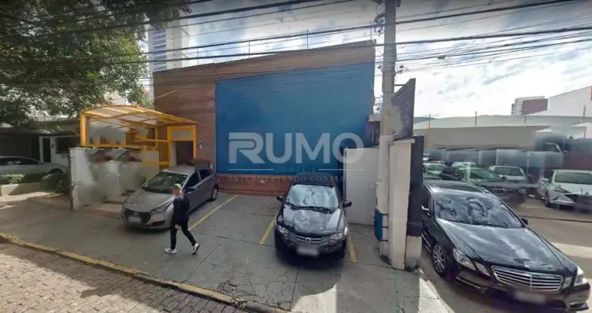 Casa com 4 quartos à venda na Rua Sampainho, 251, Cambuí, Campinas