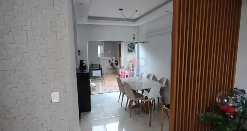 Casa em condomínio fechado com 3 quartos para alugar na Rua Seminarista Luiz Antônio da Silva, 372, Parque Jambeiro, Campinas