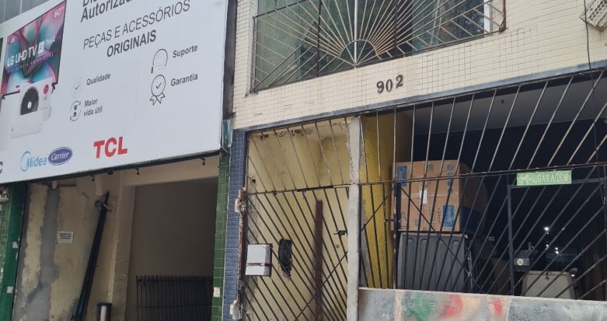 Dois Imóveis Comerciais Vizinhos no Umarizal - 496 m²