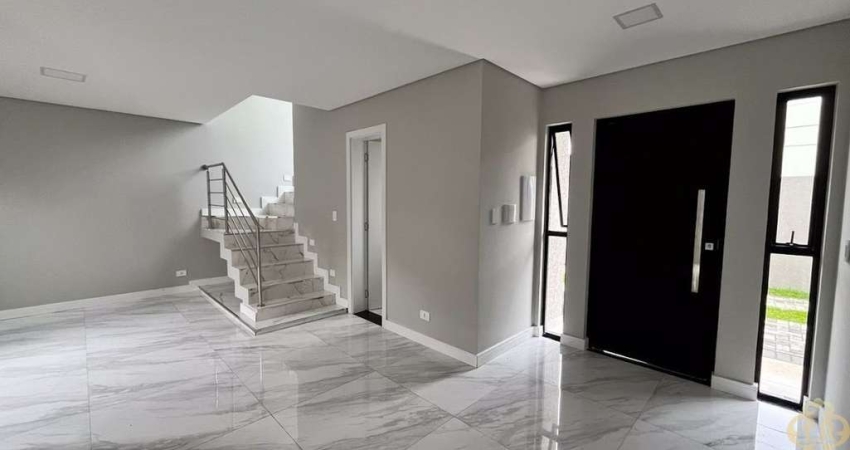 Sobrado com 3 dormitórios à venda, 140 m² por R$ 850.000,00 - Xaxim - Curitiba/PR