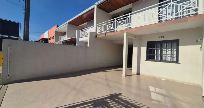 Sobrado com 3 dormitórios à venda por R$ 749.000 - São Pedro - São José dos Pinhais/PR