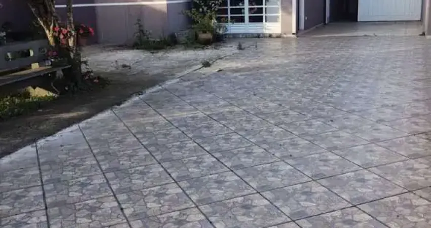 Casa com 4 dormitórios no Cruzeiro, São José dos Pinhais/PR