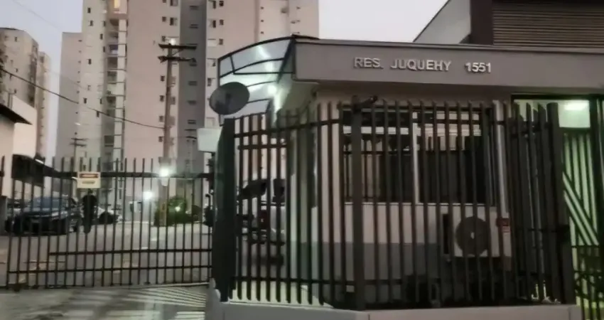 Apartamento com 50 metros 2 quartos ao lado da Estação Antonio João.