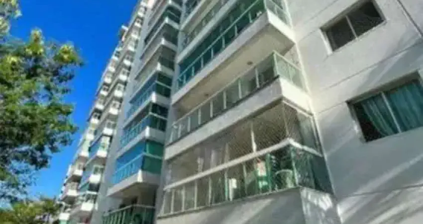 Apartamento para venda com 2 quartos e 1 suíte no Alphaville decorado com porteira fechada