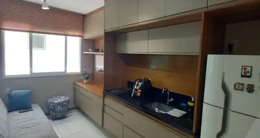 Apartamento quarto e sala para locação no smart itapuã com infraestrutura completa portaria 24hs perto da praia
