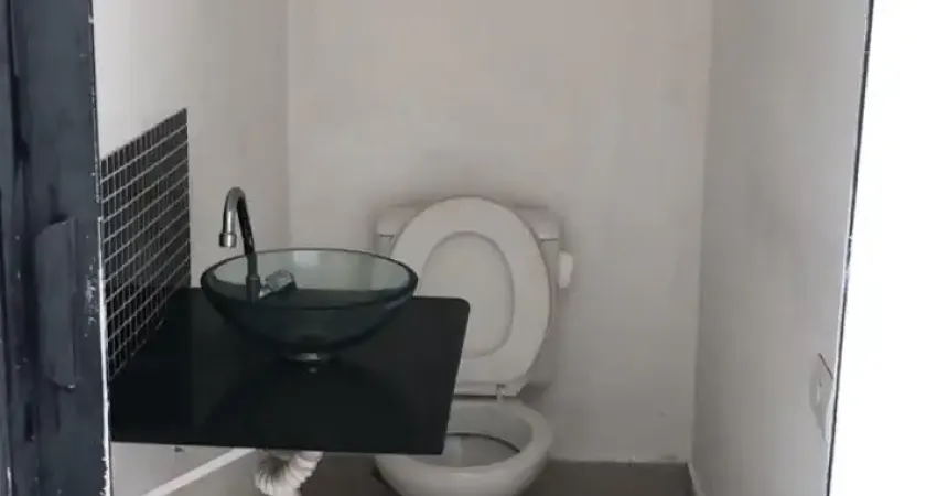 Sala no eloy chaves rua principal da escola e laboratório/biológico/dentistas e lojas