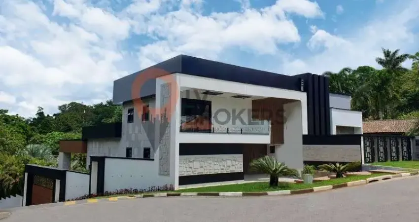 MANSÃO DOS SONHOS NO CONDOMINIO ARUJAZINHO III EM ARUJA 4 SUITES MASTER PLANEJADOS LUXO E CONFORTO