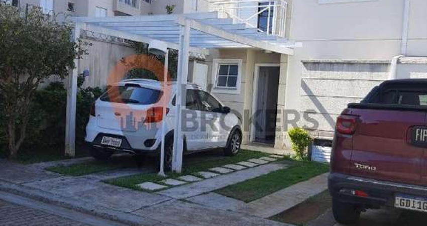 Imperdível casa em condomínio à venda em Suzano-SP, 3 quartos, 1 suíte, 2 salas e garagem. Confira!