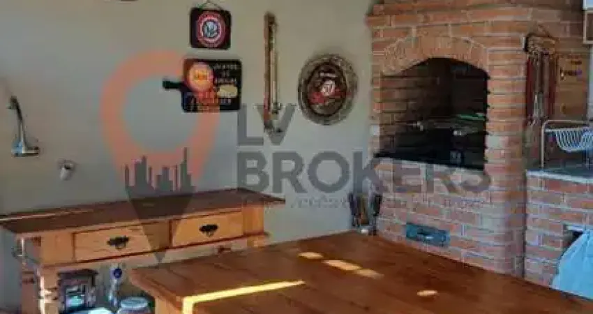 Casa à Venda em Mogi das Cruzes-SP, Jardim Rubi  2 Quartos, 1 Suíte, 2 Salas, 2 Banheiros, 2 Vagas, 106m²