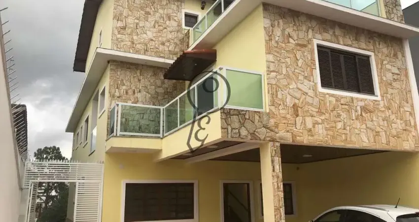 Maravilhoso Sobrado de 500 m²  - 3 suítes - 6 vagas de garagem à venda, Cerâmica, São Caetano do Su