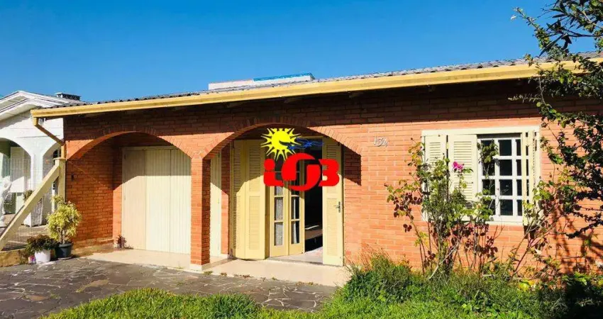 Casa de 03 quartos, próximo ao fórum de tramandaí, zona nova!