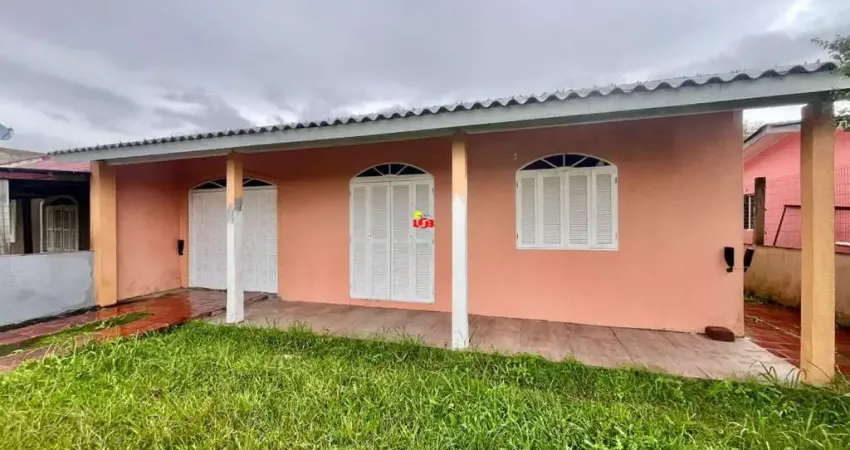 Linda casa em zona de moradores, próxima a comércio local, mercado e farmácia!!