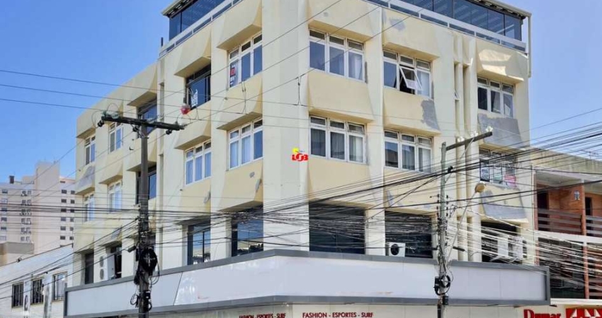 Apartamento de 2 dormitórios no Centro de Tramandaí!