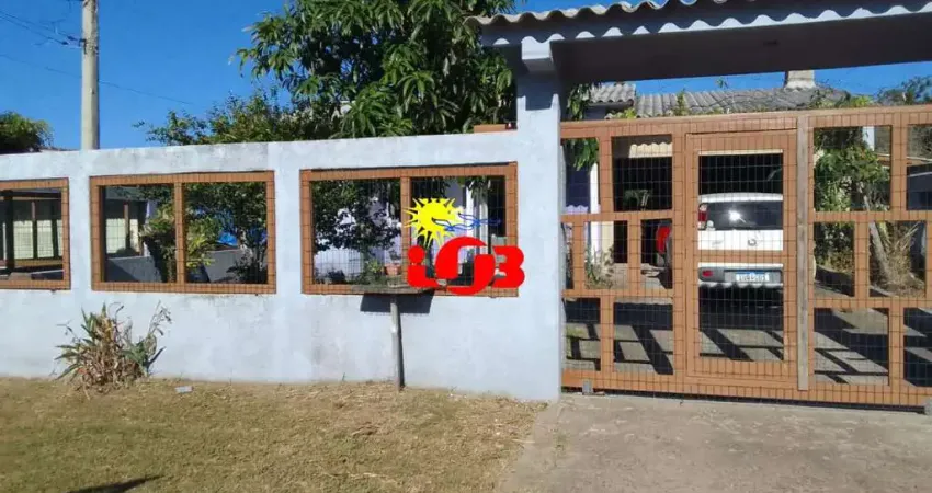 Casa à venda em ótima região de moradores - balneário albatroz/imbé