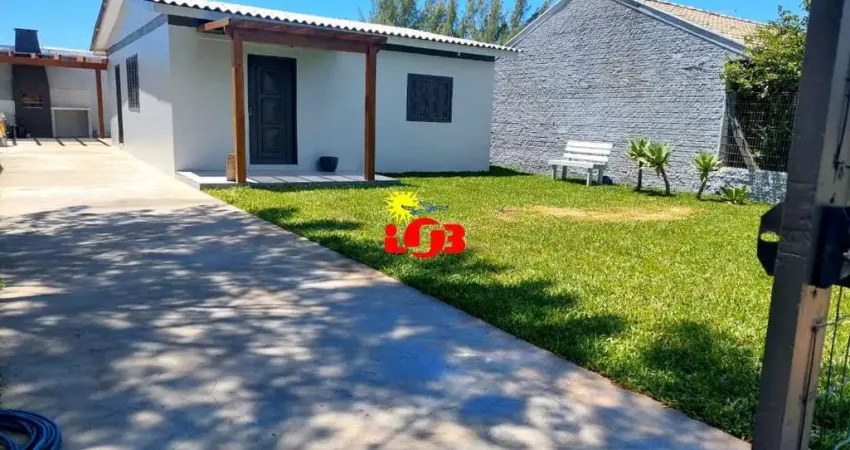 Casa com 3 quartos à venda na Rua Viana Moog, 831, Mariluz (Distrito), Imbé