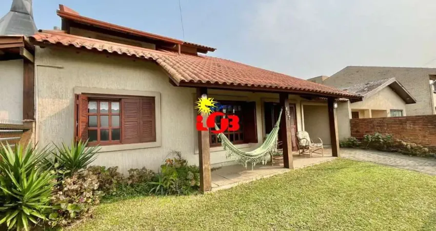 Casa de 03 dormitórios em Tramandaí, Jardim Atlântico!