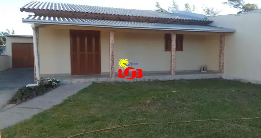 Excelente casa à venda em imbé,  no balneário mariluz, próximo ao mar. confira essa oportunidade!