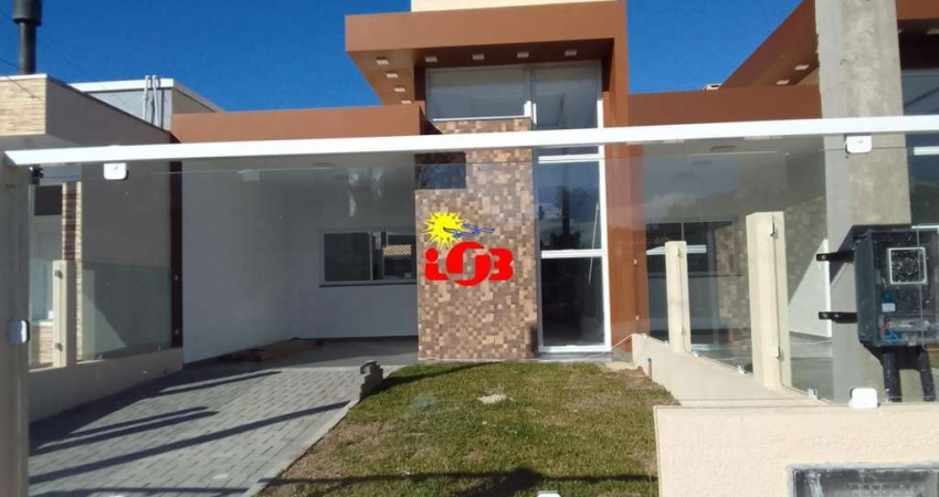 Geminado à Venda em Presidente, Imbé - Pátio Fechado e Residência em Laje