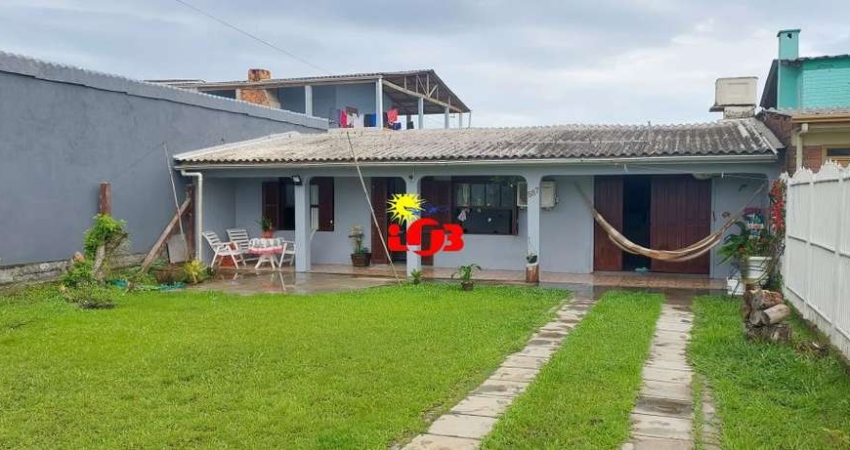 Casa à venda em Imbé, no bairro Nordeste - Ótima localização!!!