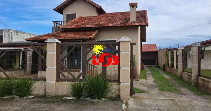 Casa de 02 suítes no Jardim Atlântico, em Tramandaí!