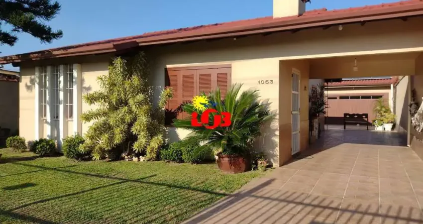 Casa à venda na Padre Réus, 1053, Zona Nova, Tramandaí