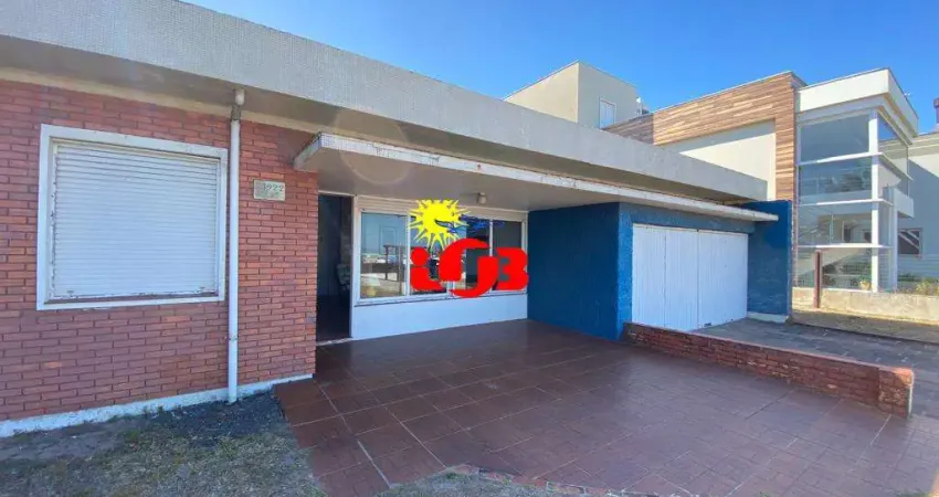 Casa com 5 quartos à venda na Avenida Beira Mar, 1922, Centro, Tramandaí