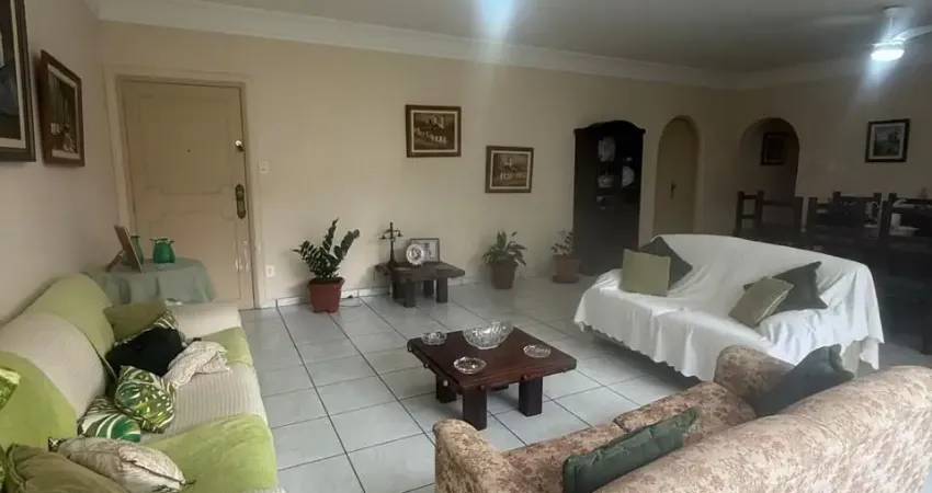 VENDA APARTAMENTO QUATRO QUARTOS NA BARRA - SALVADOR/BA